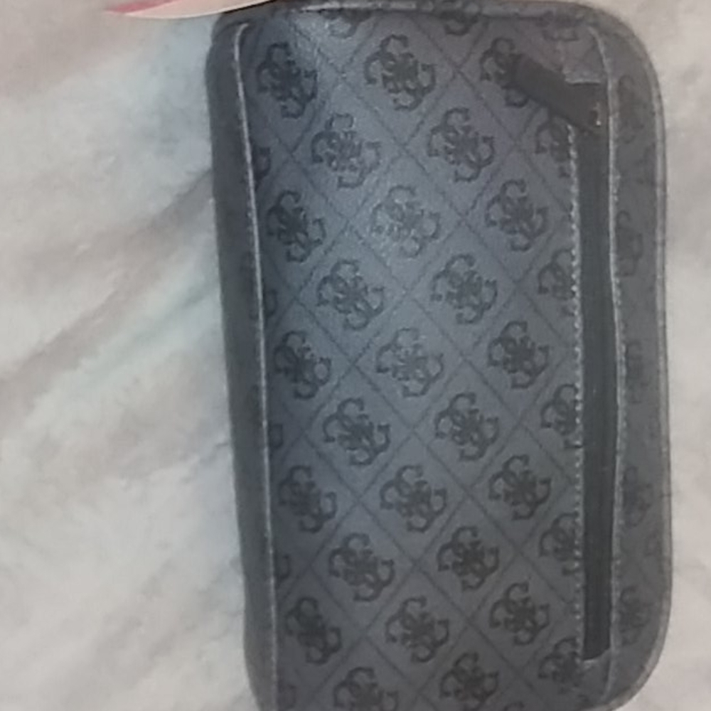 This is a guest travel kit